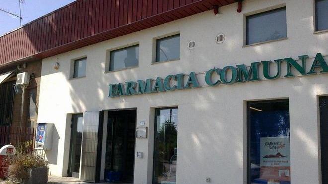 Rapina in farmacia con coltello e siringa Arrestato poco dopo