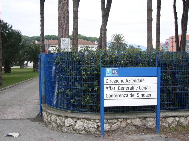 «Stop convenzione, ma adeguate la villa» 
