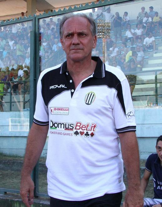Viareggio, Cuoghi striglia i suoi ragazzi «Non siete attenti» 