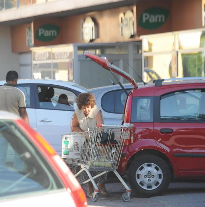 Truffatori in agguato, spesa a rischio 