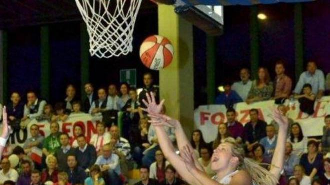 Basket Le Mura ingaggia la play Dotto e conferma Marie Ruzickova