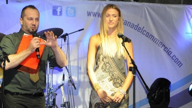 Castelnuovo tifa per Rachele, in lizza a Veline