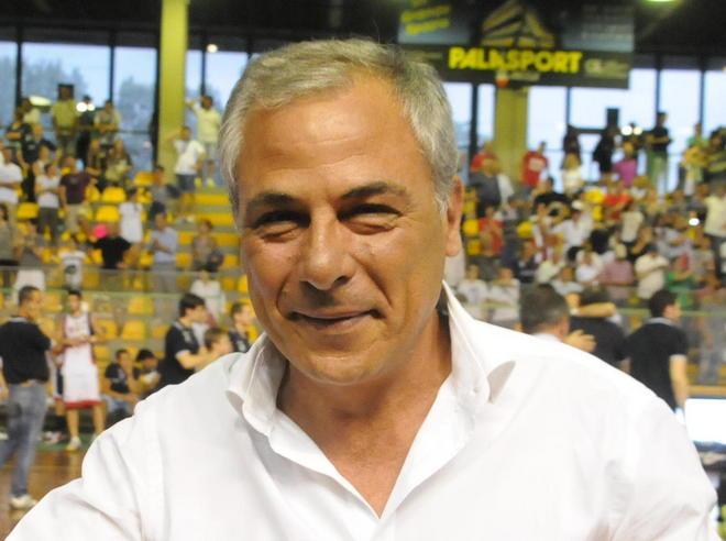 Tra Lucca e Viareggio 3 sportelli e sponsor dell’ArcAnthea basket