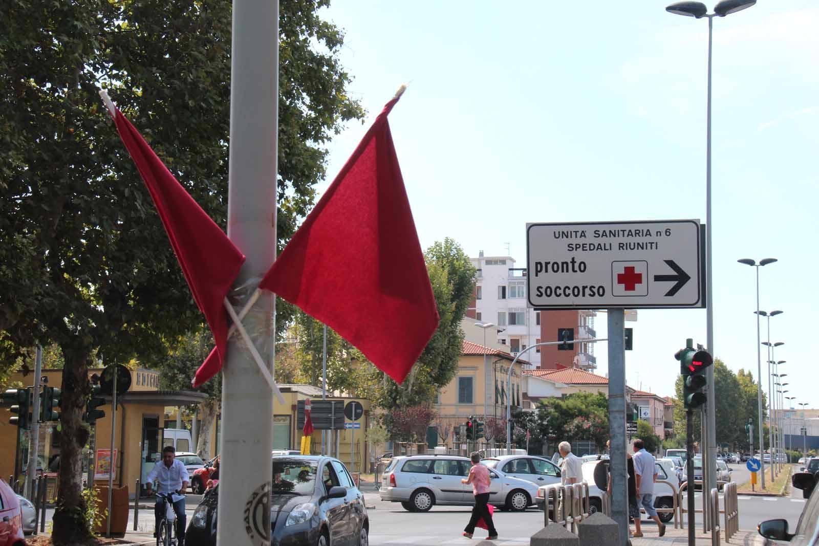 Striscioni amaranto, gli organizzatori: «Un gesto d’amore» 