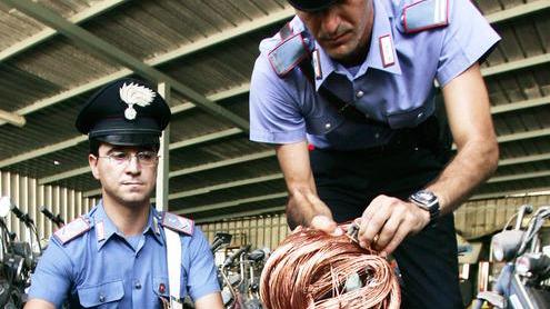 Carabiniere salva la vita al ladro e lo arresta