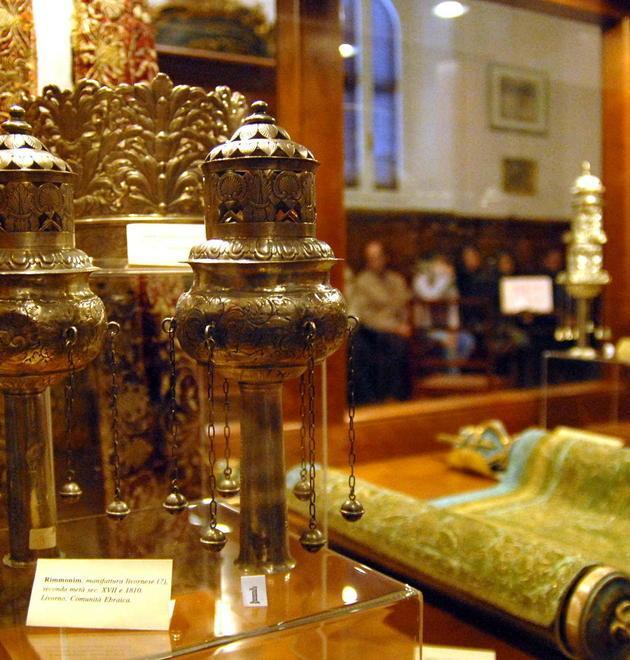 Di scena la cultura ebraica fra ironia, dolci e musica