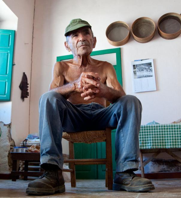 Teulada, ha vinto il pastore: giù il resort della Sitas 