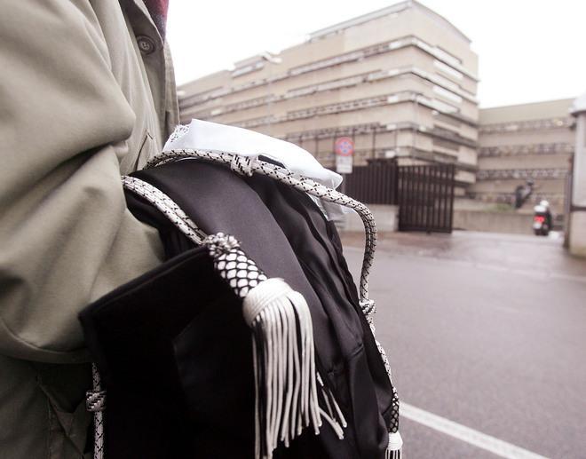 Falso legale circuisce un operaio 