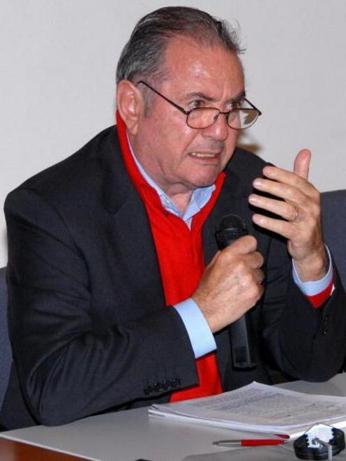 Morto Adalberto Minucci 
