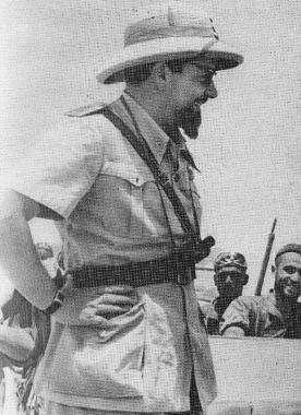 A sinistra Italo Blabo governatore di Libia A destra larrivo a Tripoli con la moglie il 15 giugno del 1936  