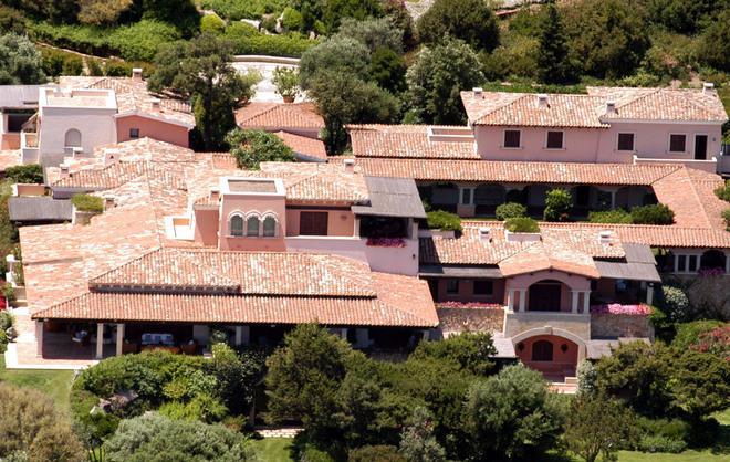 I russi: 50 milioni in più per comprare Villa Certosa dal Cavaliere 