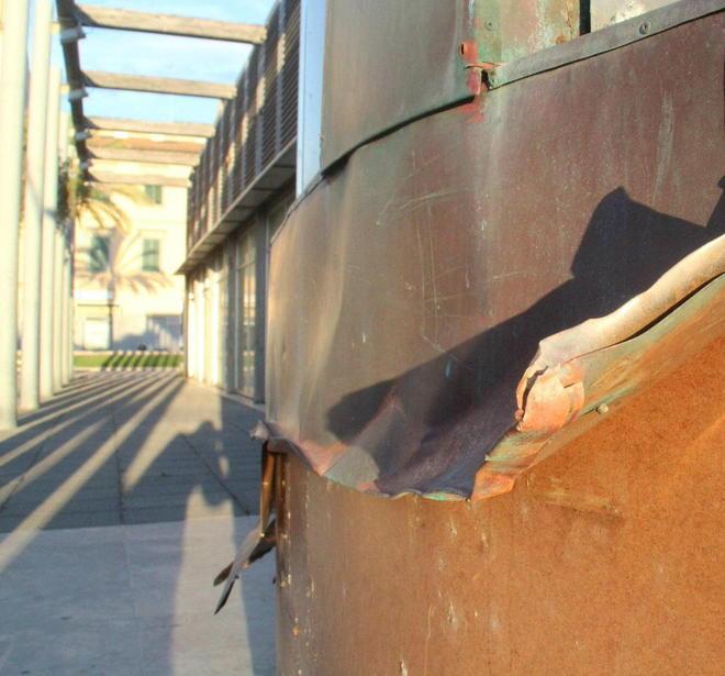 Ma la piazzetta più a nord resta vuota