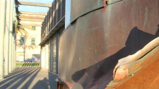 Ma la piazzetta più a nord resta vuota