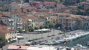 Tarsu anche ai posti barca, Porto Azzurro ci pensa