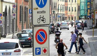 Prima i nuovi parcheggi poi la chiusura di via Pacini 