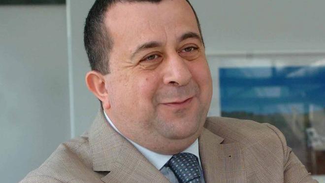 Il consiglio: «Non sottovalutate la questione province»