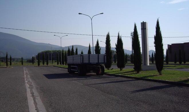 Dopo i furti il rimpallo e le strade restano buie