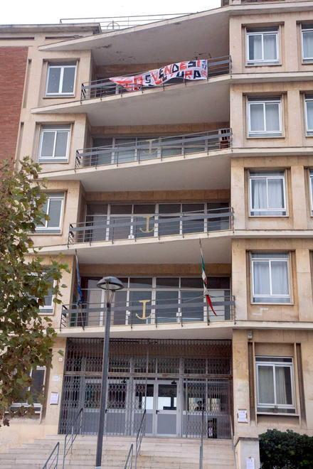 «Bocciando mio figlio lo avete aiutato» 