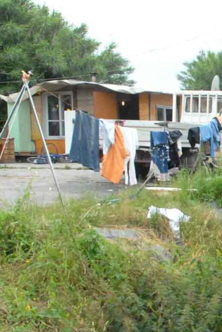 Via Armacani, reazioni al possibile arrivo dei nomadi