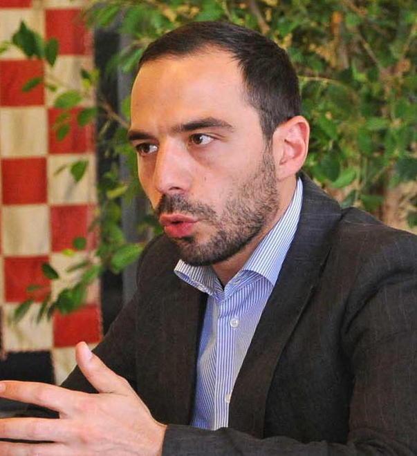 Mensa, Bertinelli rivede prezzi e criteri delle tariffe 