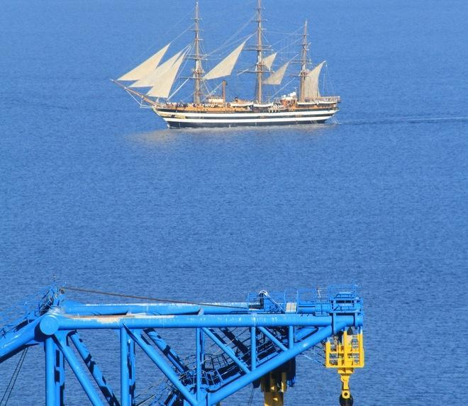 L’Amerigo Vespucci “sfiora” il relitto