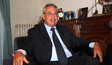 I vigili multano l’ex prefetto di Livorno Mannino 