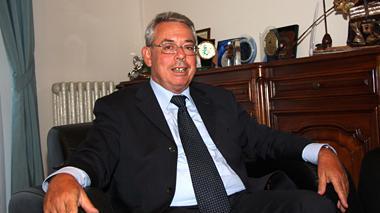 I vigili multano l’ex prefetto di Livorno Mannino