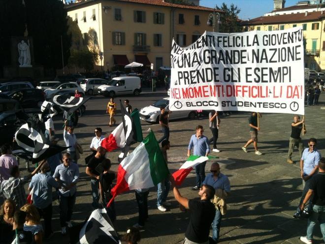Manitestazione degli studenti contro il Governo Monti 