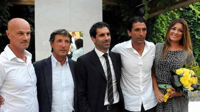 Buffon alla guida di una Carrarese non di marmo