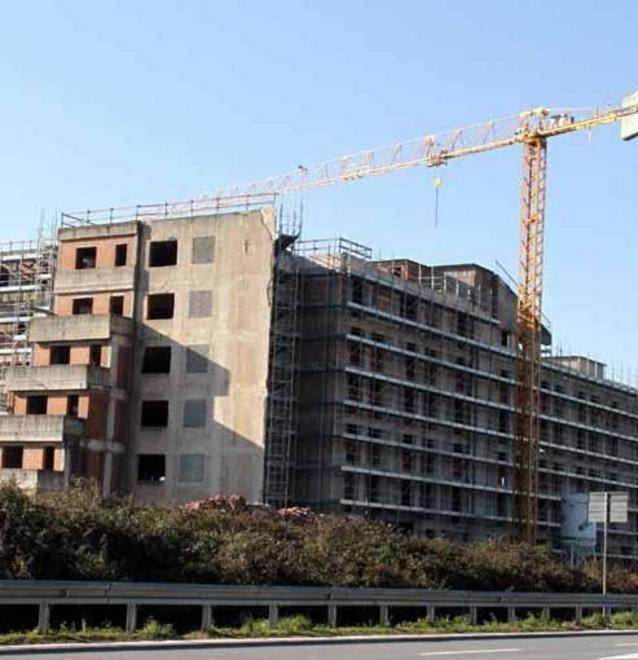 Svolta per il Marble Hotel: il sindaco sollecita la rotatoria 