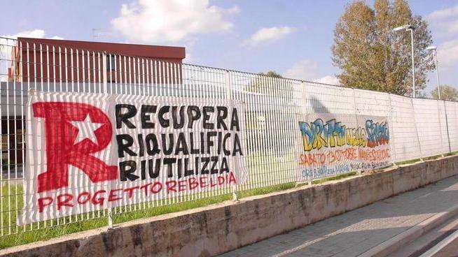 Tre palazzi abbandonati da anni
