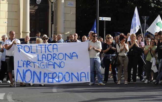 De Carolis: «Capoluogo e Pmi i due problemi sono legati»