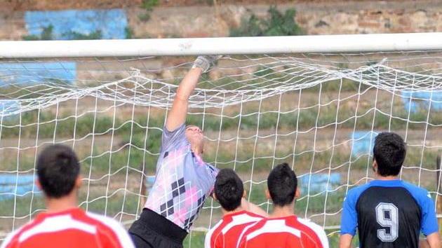 Piombino vince il derby, ma col fiatone