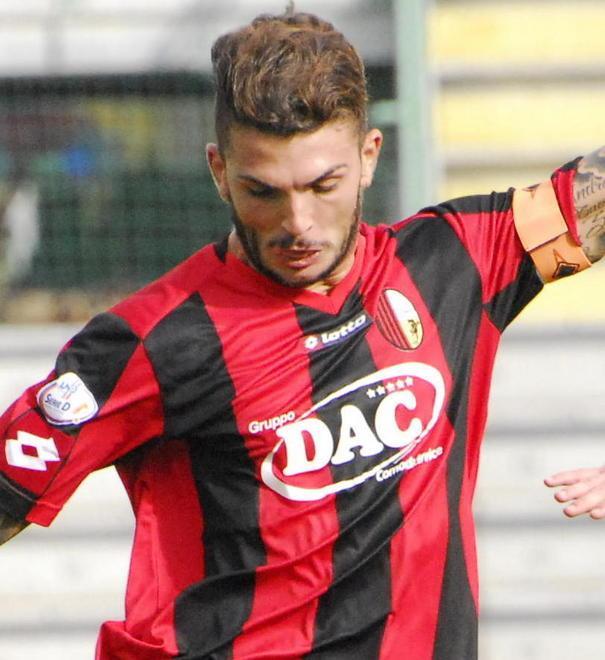 Lucchese, poker e primato in classifica 