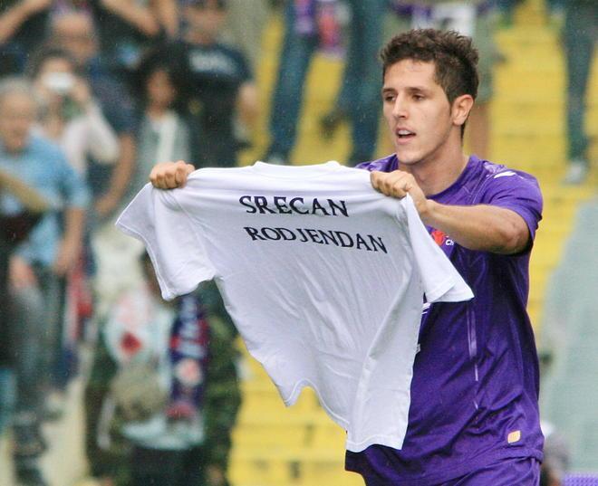 Viola Jovetic-dipendenti alla ricerca di un goleador 