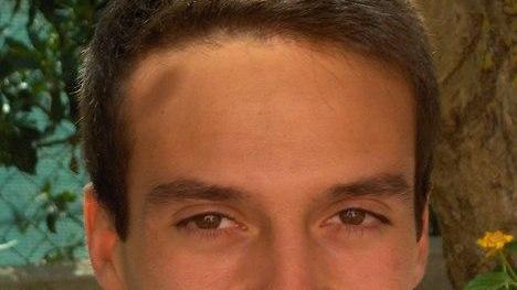 Pd, il nuovo segretario ha 21 anni