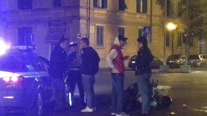 Evaso fa un incidente con lo scooter e scappa: arrestato