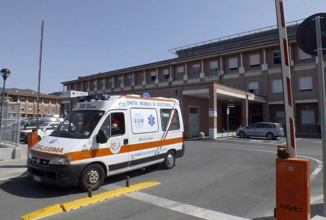 Ucciso da un furgone in autostrada 