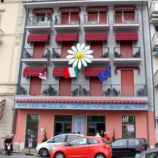 Presi i ladri dopo il colpo in hotel