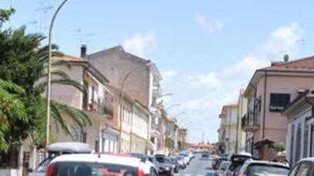 Stamani si consegna la petizione per via IV Novembre
