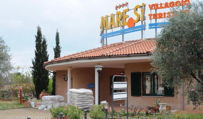 Il villaggio verso la riapertura 