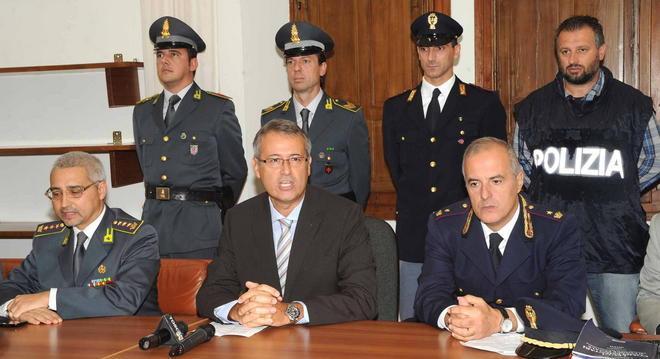 Volevano rapinare anche un portavalori 