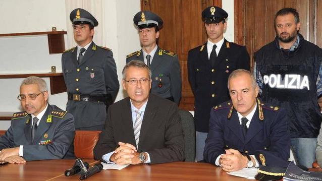 Volevano rapinare anche un portavalori