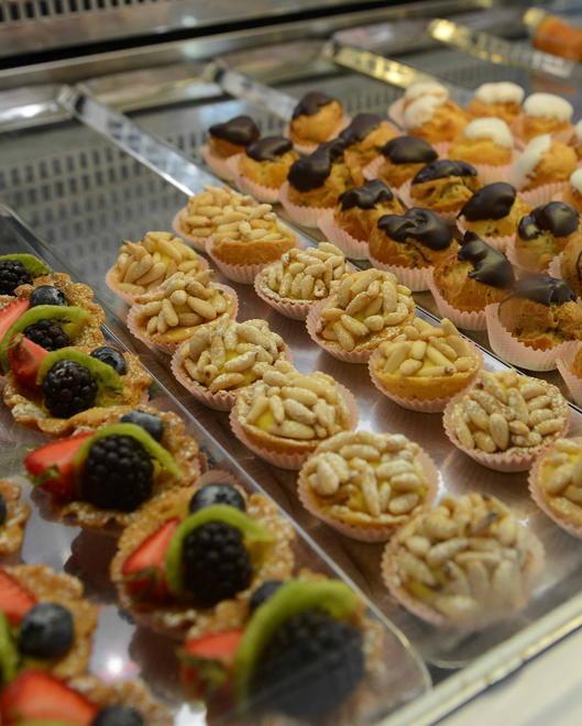 Più burocrazia per pane e cornetti 