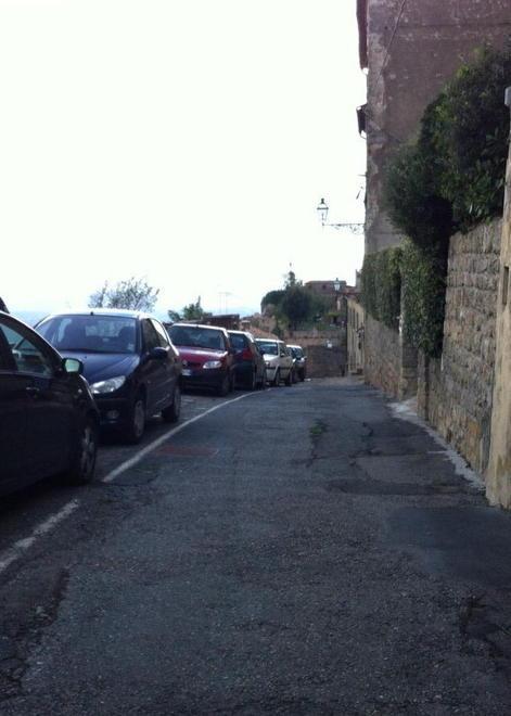 Navigatori ko, turisti intrappolati nella via