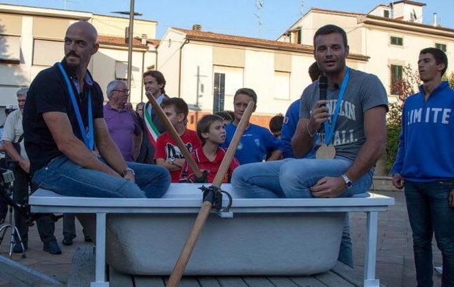 E la medaglia di legno arrivò davvero 