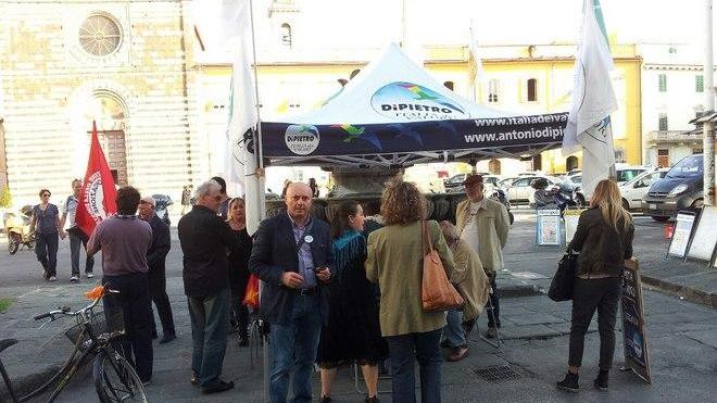 Referendum, iniziata la raccolta firme in piazza San Francesco