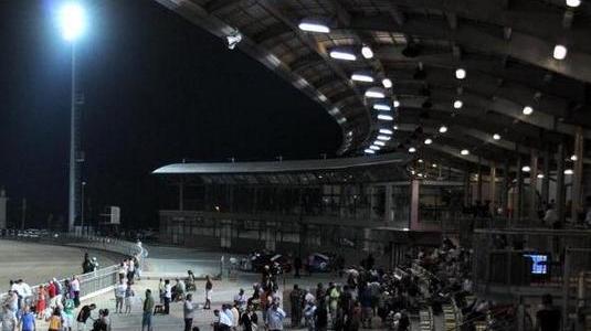 Corse ad ostacoli e anche allevamento per superare la crisi