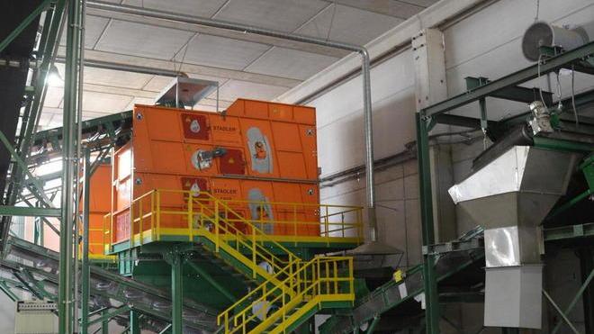 Il maxi impianto dei rifiuti per trattare l’organico