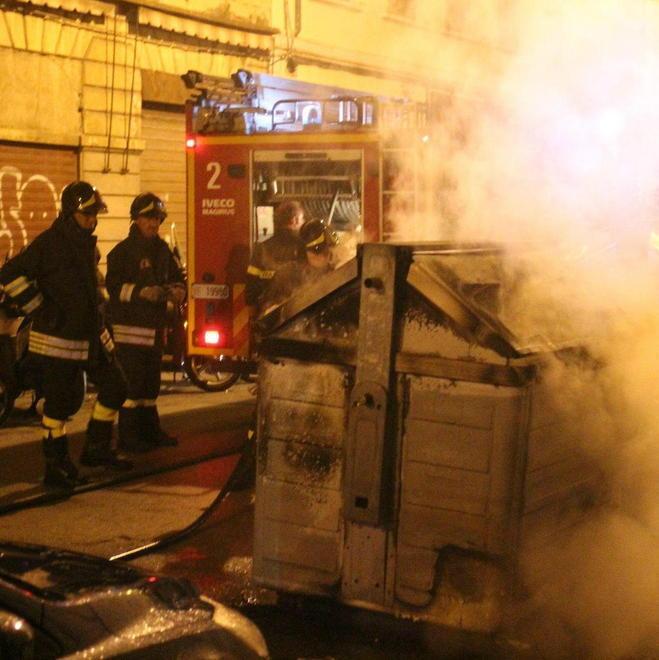 Altri quattro cassonetti in fiamme&nbsp; 